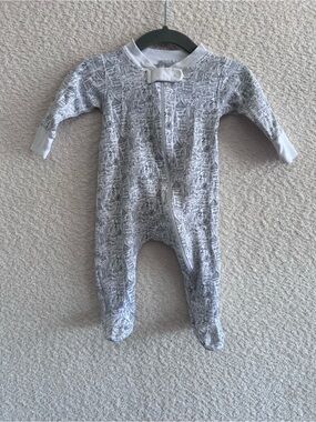 Joy Street Baby 100% Pima Cotton One Piece Chicago Pajamas‎ Size 0-3 Months